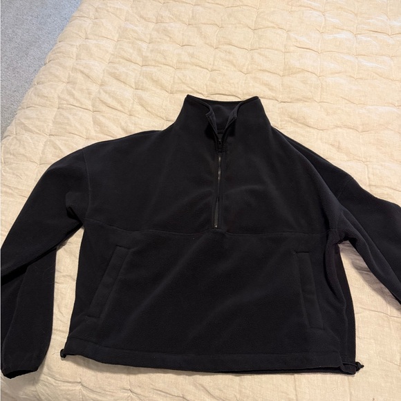 ALO Yoga Tops - ALO Black Half-Zip Fleece Pullover
